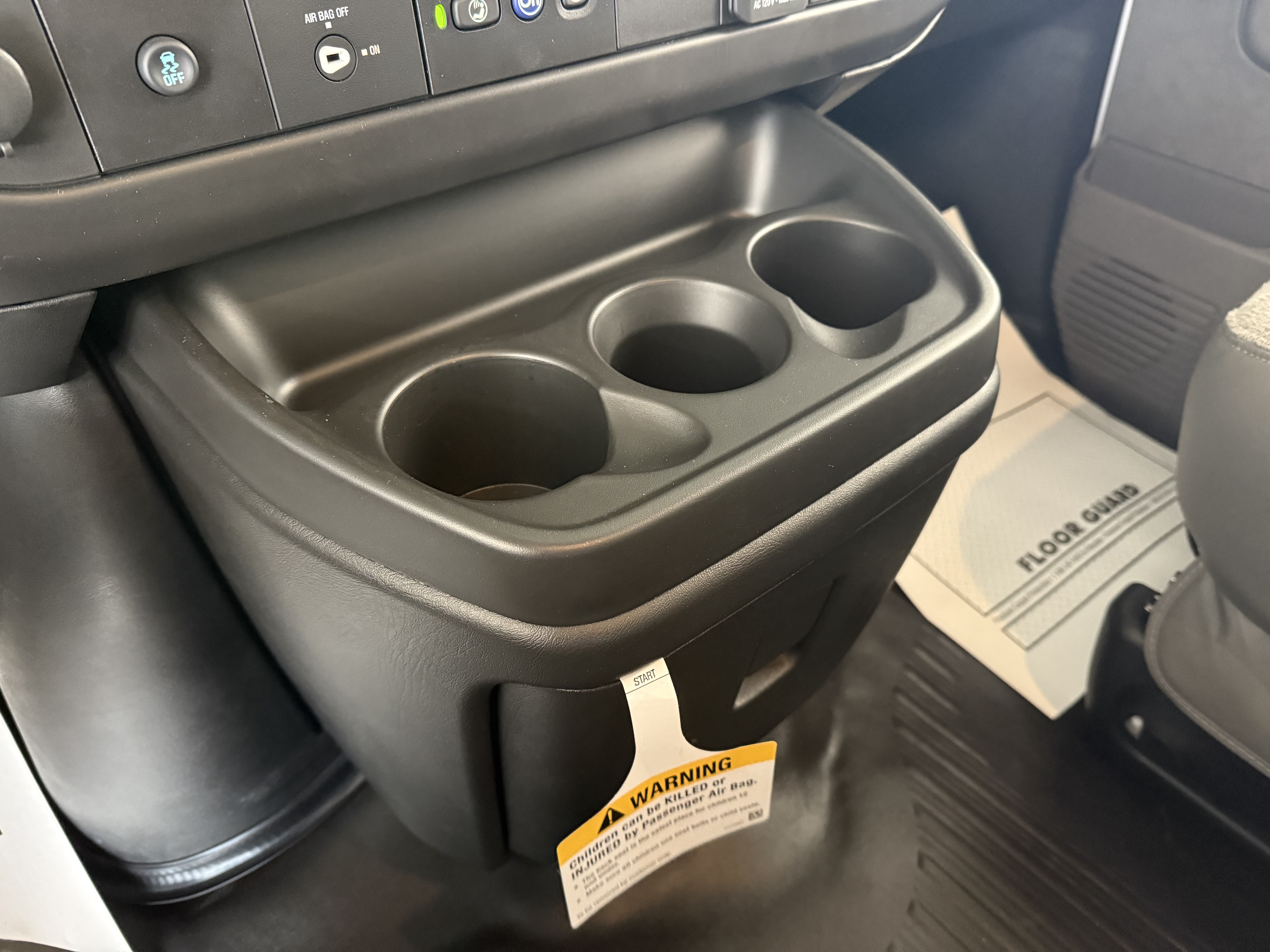 2025 Chevrolet Express Cargo Work Van - Photo 23