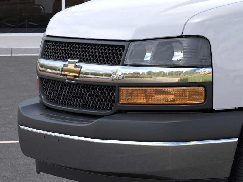 2025 Chevrolet Express Cargo 3500 photo 14