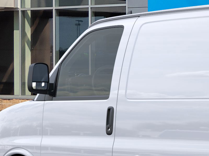 2025 Chevrolet Express Cargo 3500 photo 4