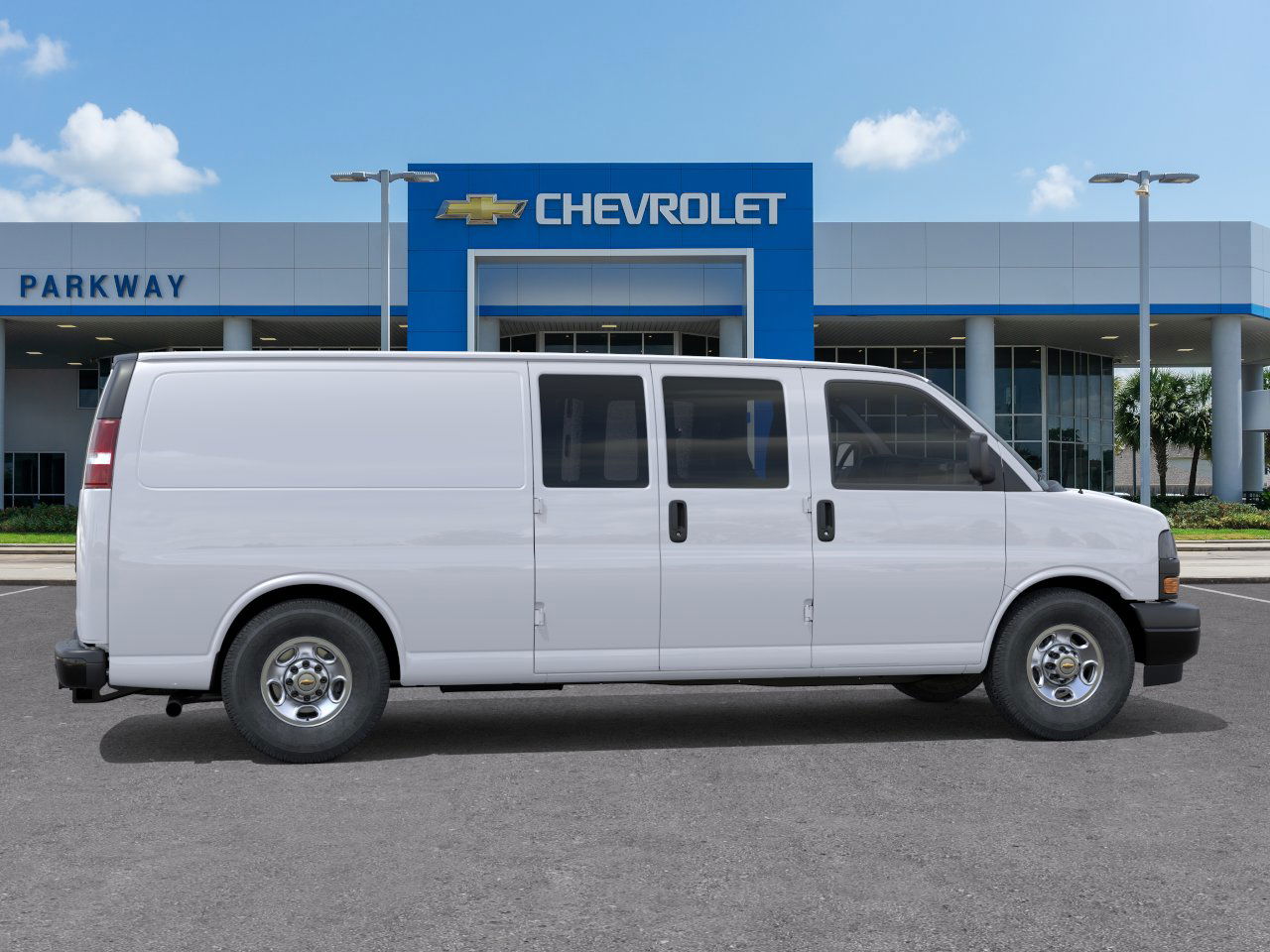 2025 Chevrolet Express Cargo 3500 photo 2