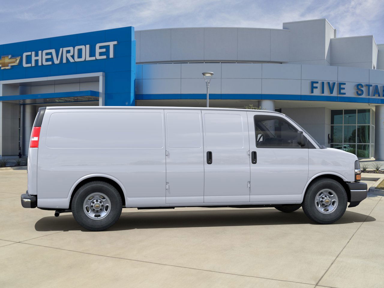 2024 Chevrolet Express Cargo 3500 photo 4