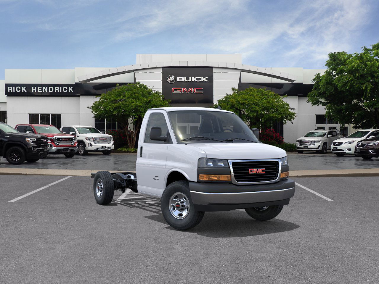 New 2025 Summit White GMC 1WT image 12