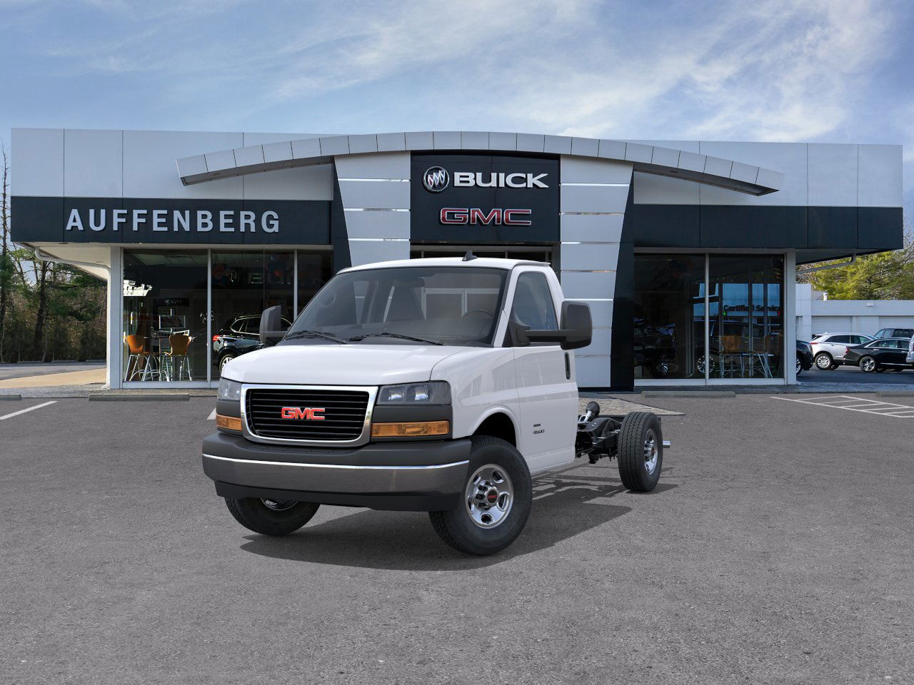 New 2025 Summit White GMC 1WT image 40