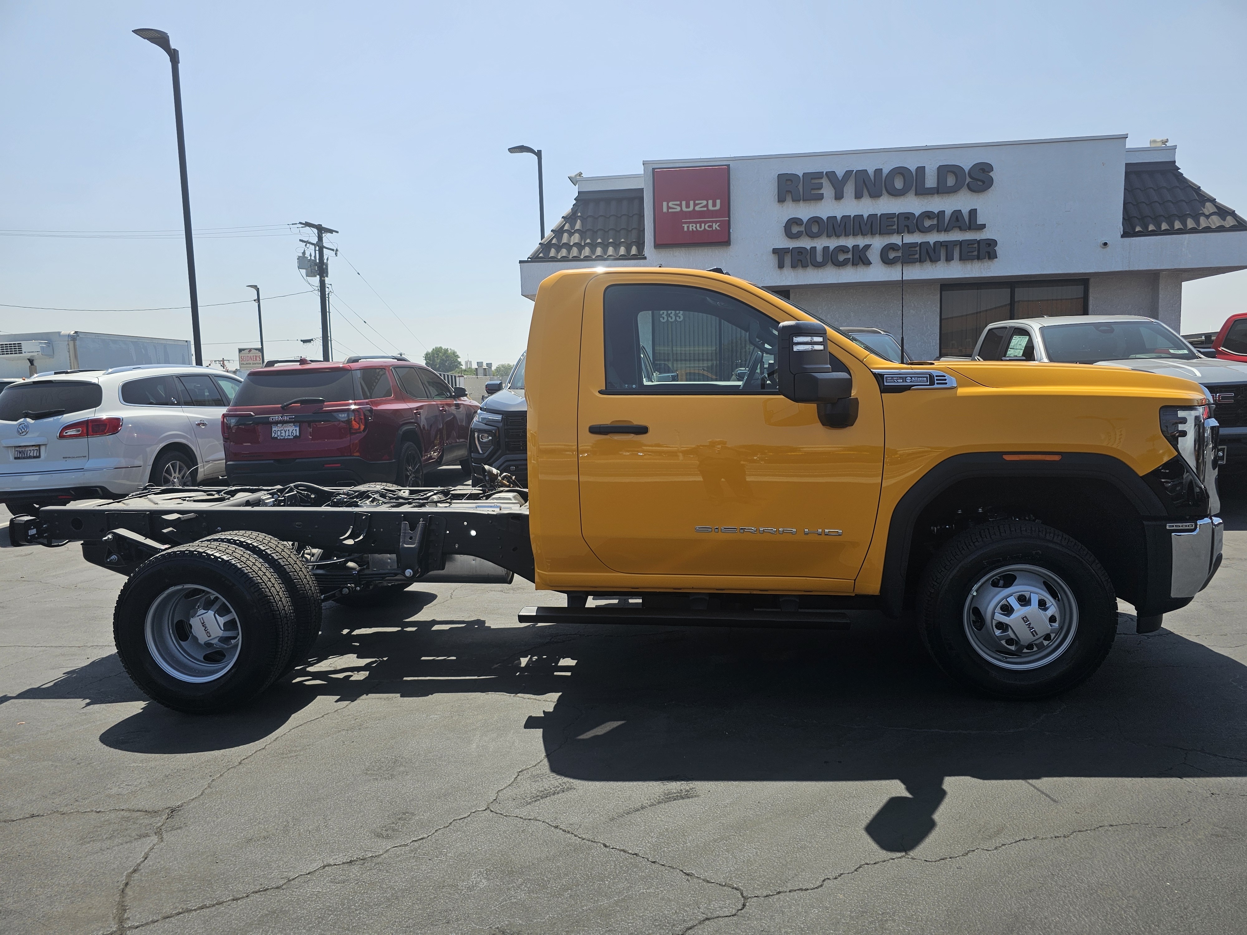 Standard Hood Fender + Mirrors Kit | SIERRA 3500HD SIERRA 2019
