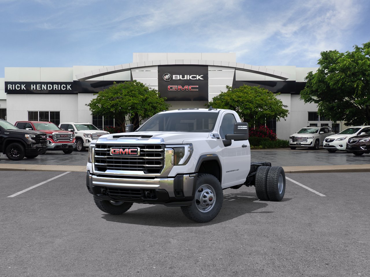 New 2025 Summit White GMC Pro image 33
