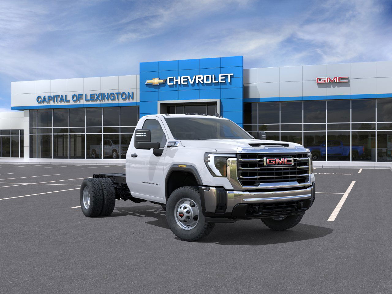 New 2025 Summit White GMC Pro image 25