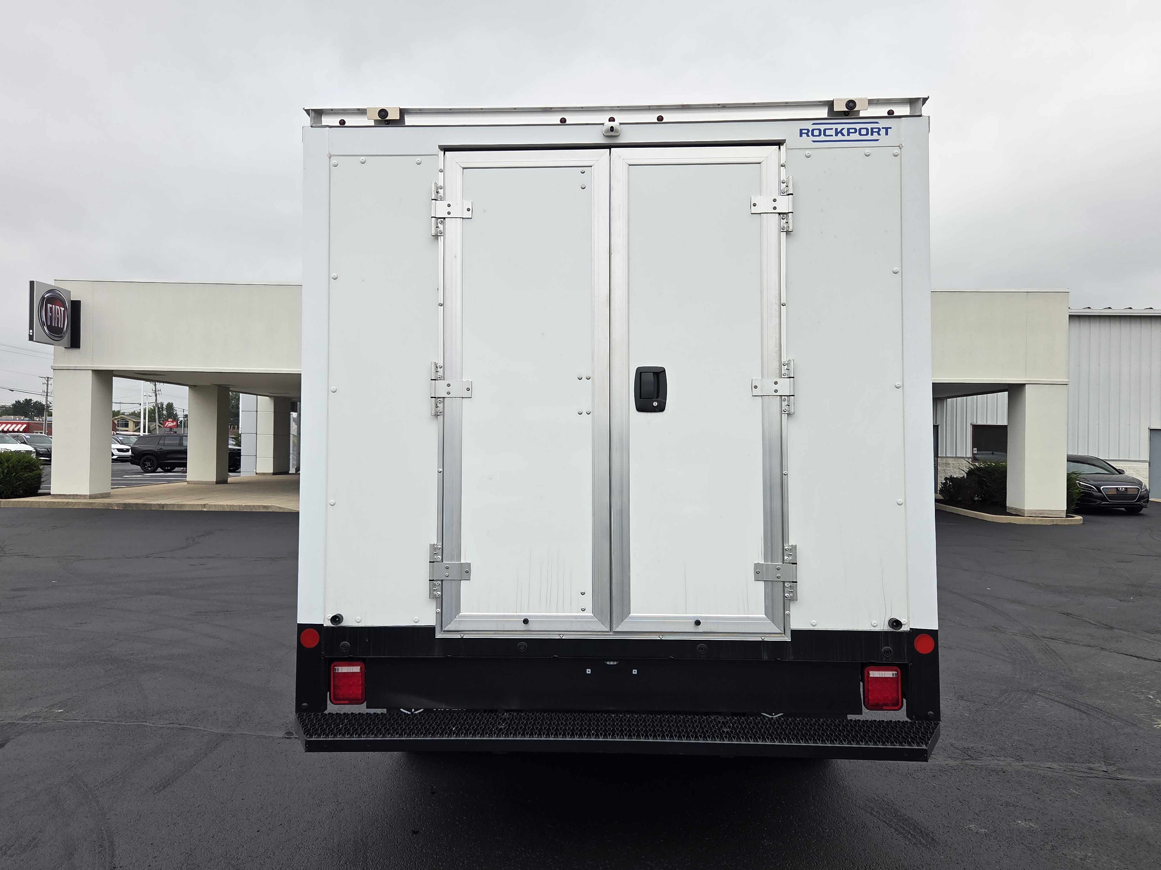 2026 GMC Sierra 3500 Chassis Cab Pro - Photo 37