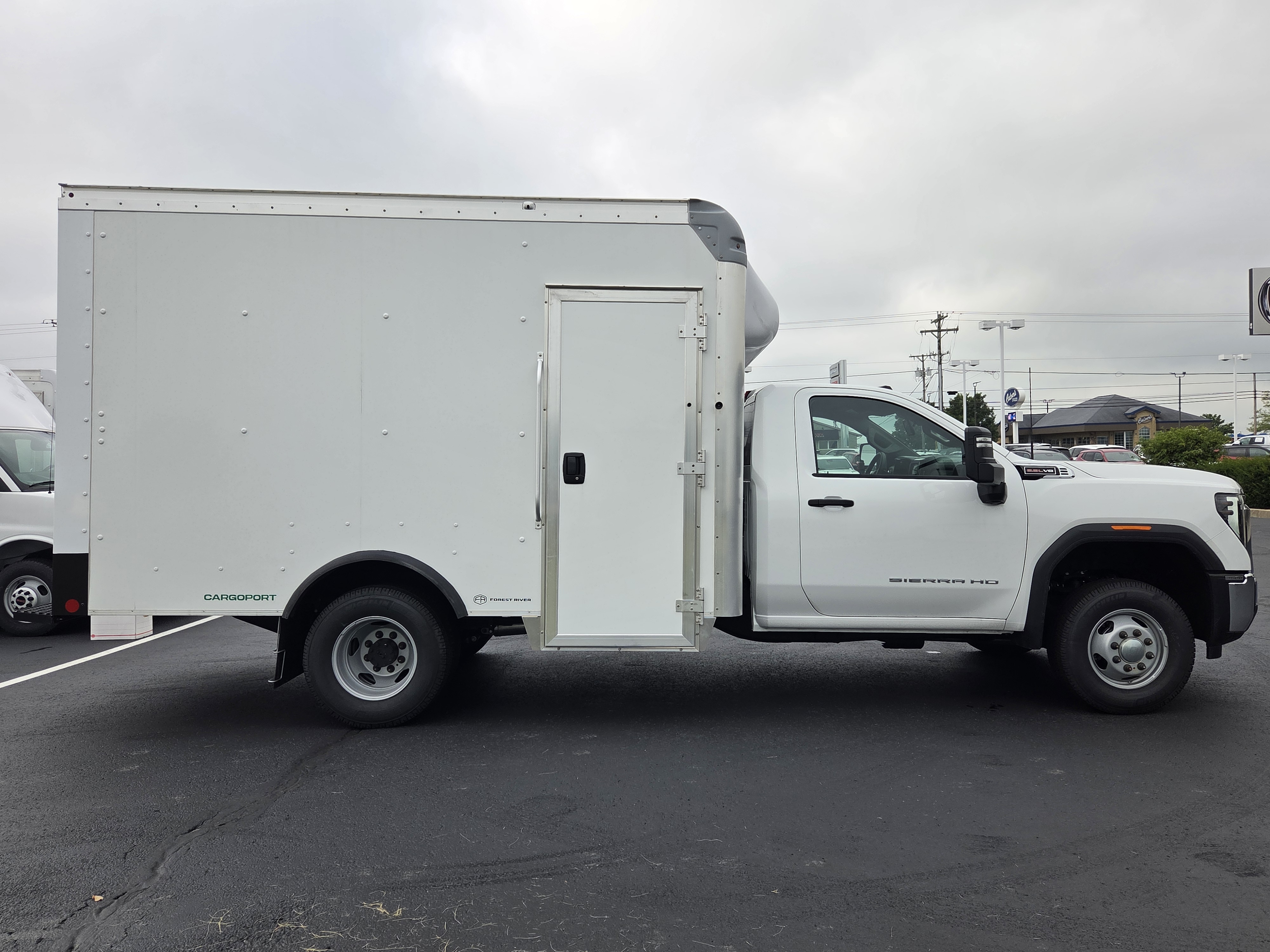 2026 GMC Sierra 3500 Chassis Cab Pro - Photo 39