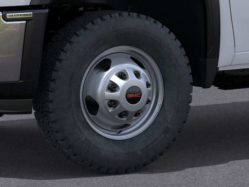 2025 GMC Sierra 3500HD Pro - Photo 9