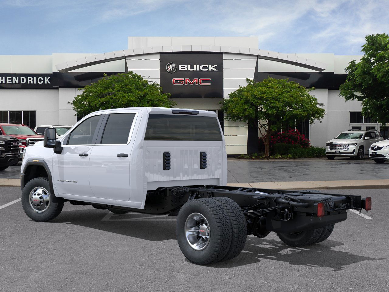 New 2026 Summit White GMC Pro image 30