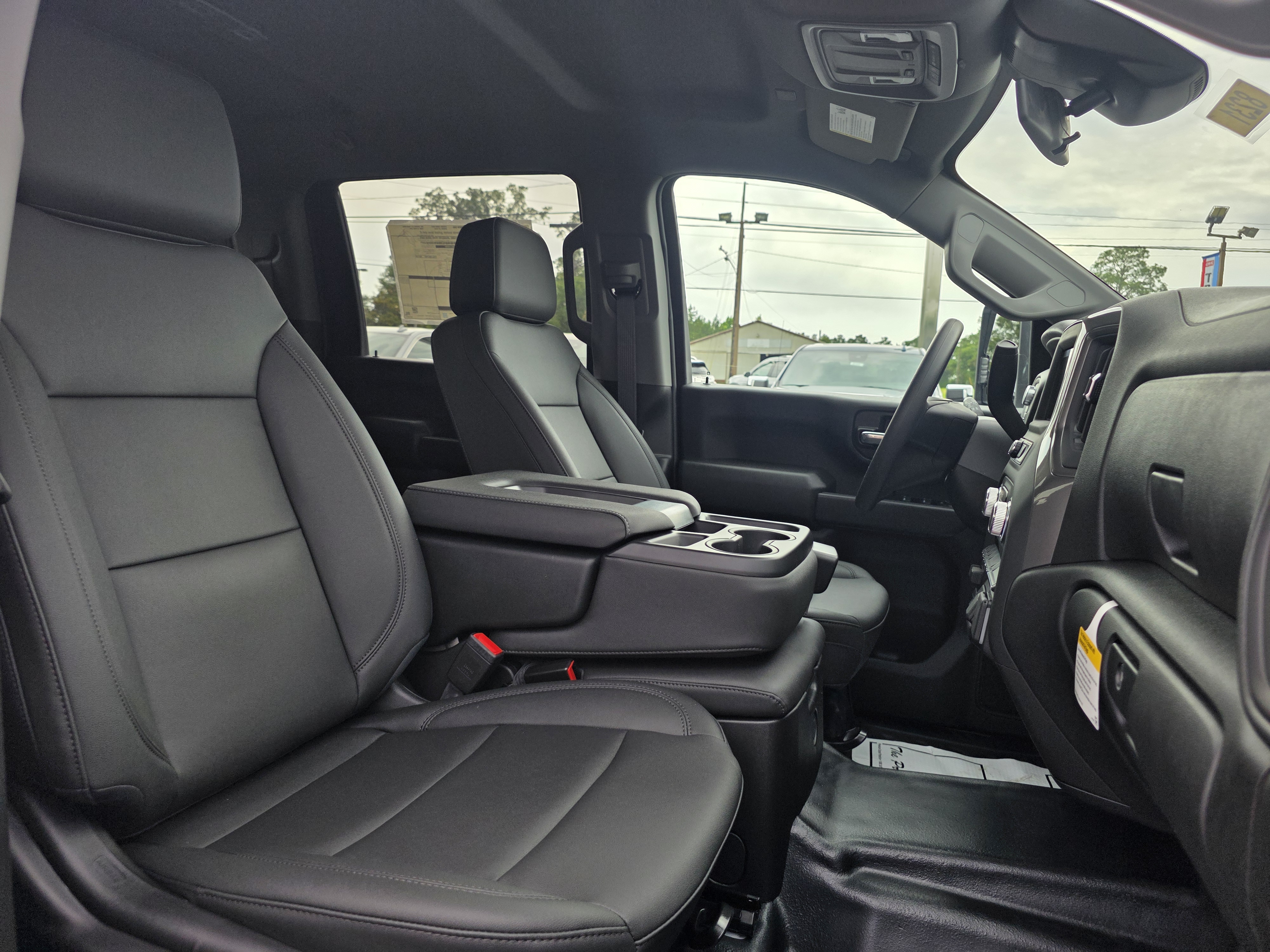 2026 GMC Sierra 3500 Chassis Cab Pro - Photo 13