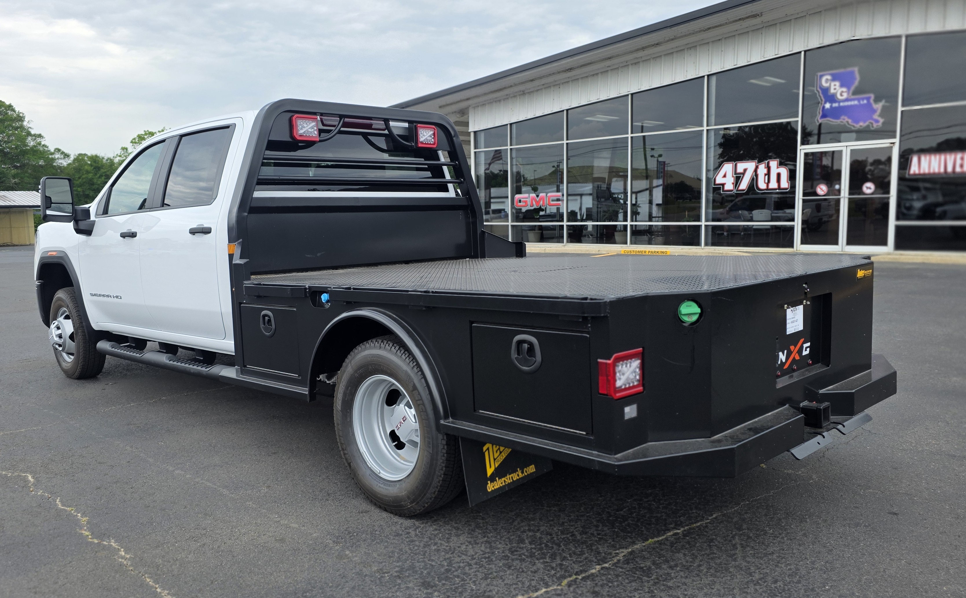 2026 GMC Sierra 3500 Chassis Cab Pro - Photo 6