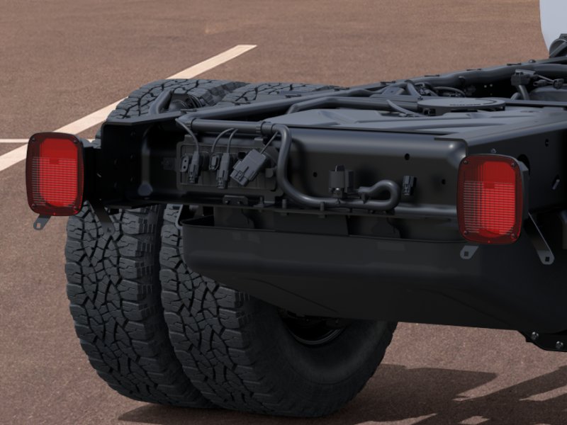 2025 GMC Sierra 3500 Chassis Cab Pro - Photo 36