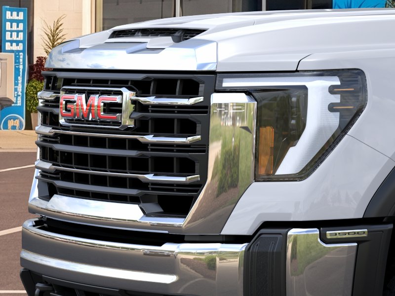 2025 GMC Sierra 3500 Chassis Cab Pro - Photo 38