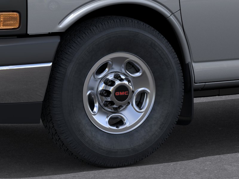 New 2025 Quicksilver Metallic GMC LT image 40