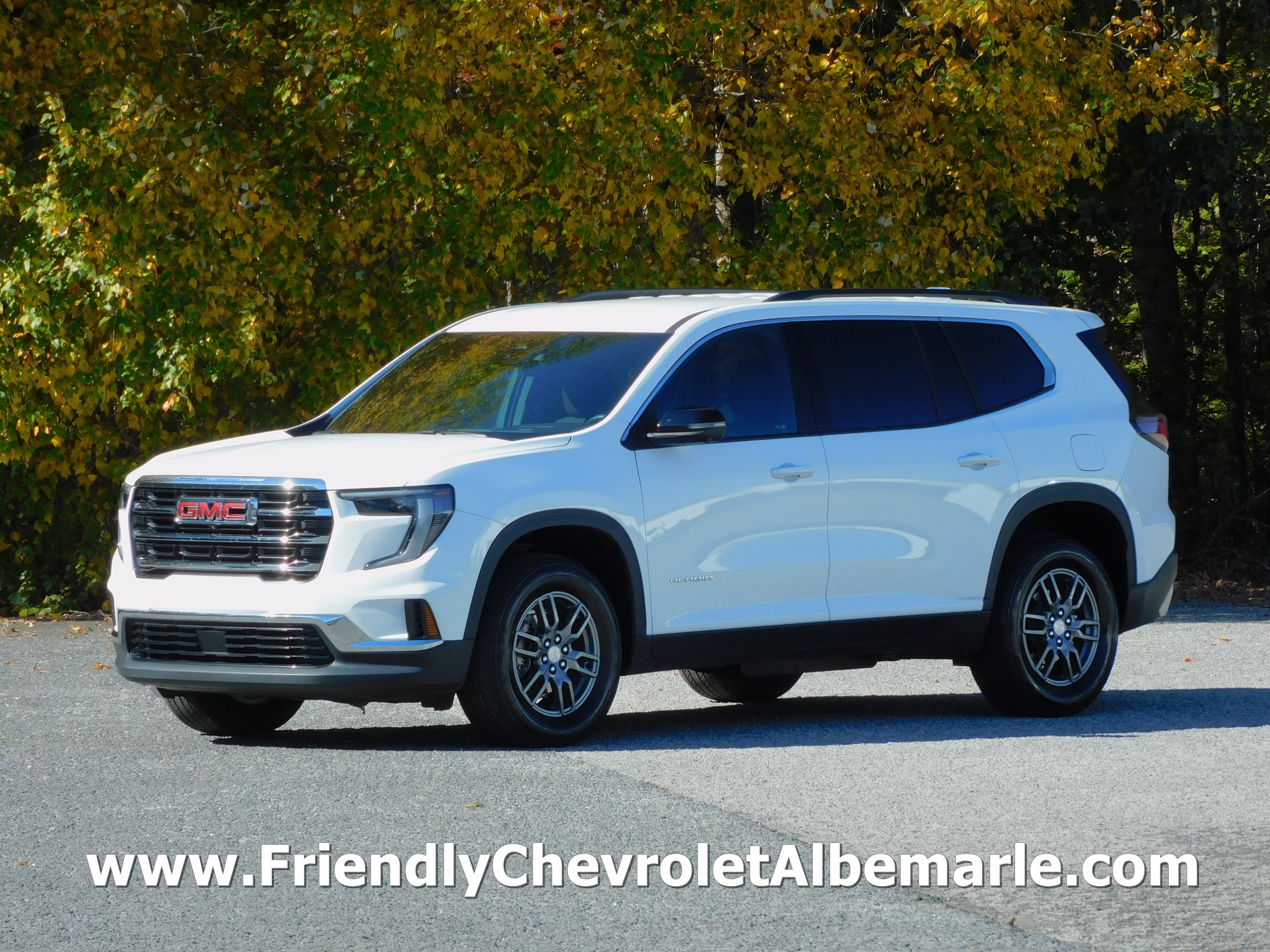 2025 GMC Acadia Elevation's photo