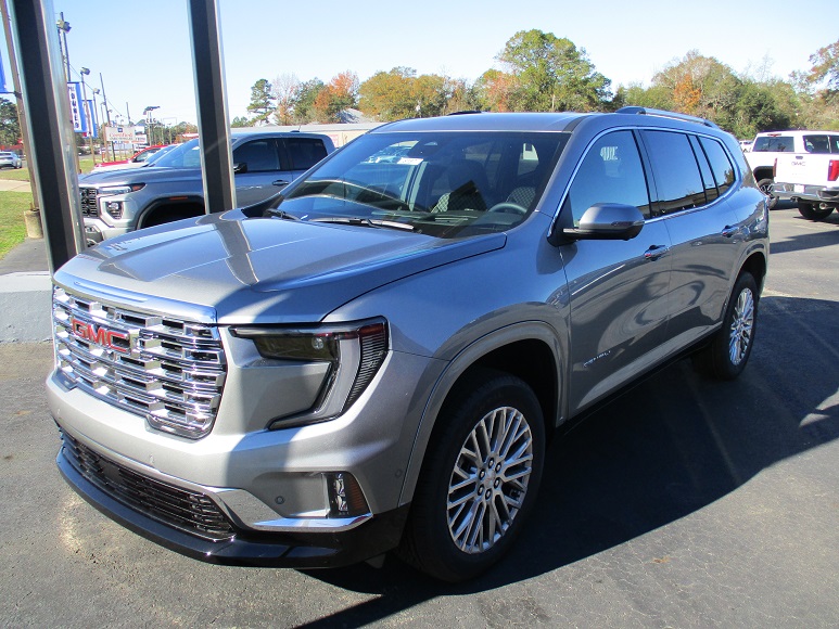 2026 GMC Acadia Denali FWD's photo