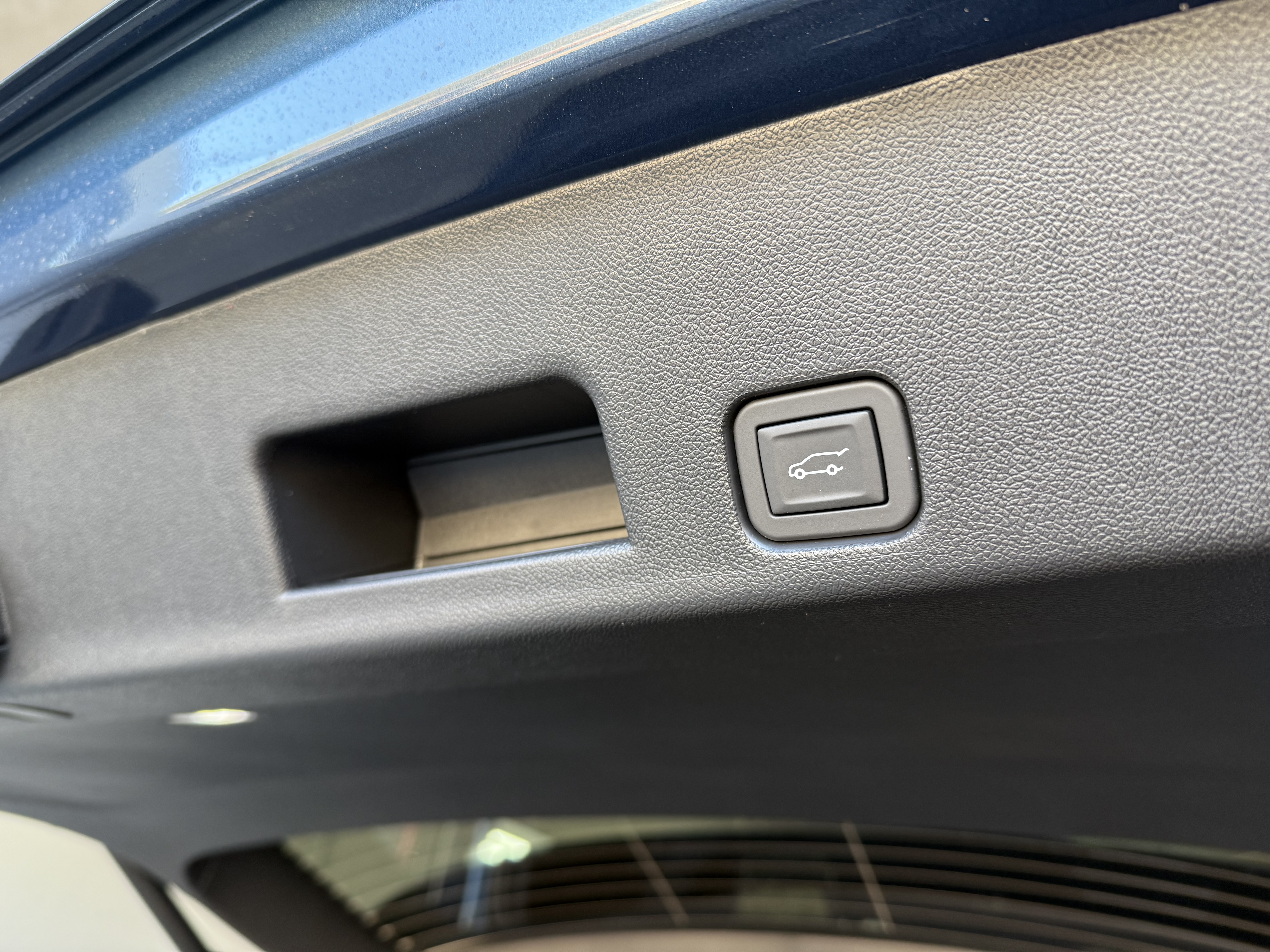 2025 GMC Acadia Denali - Photo 53