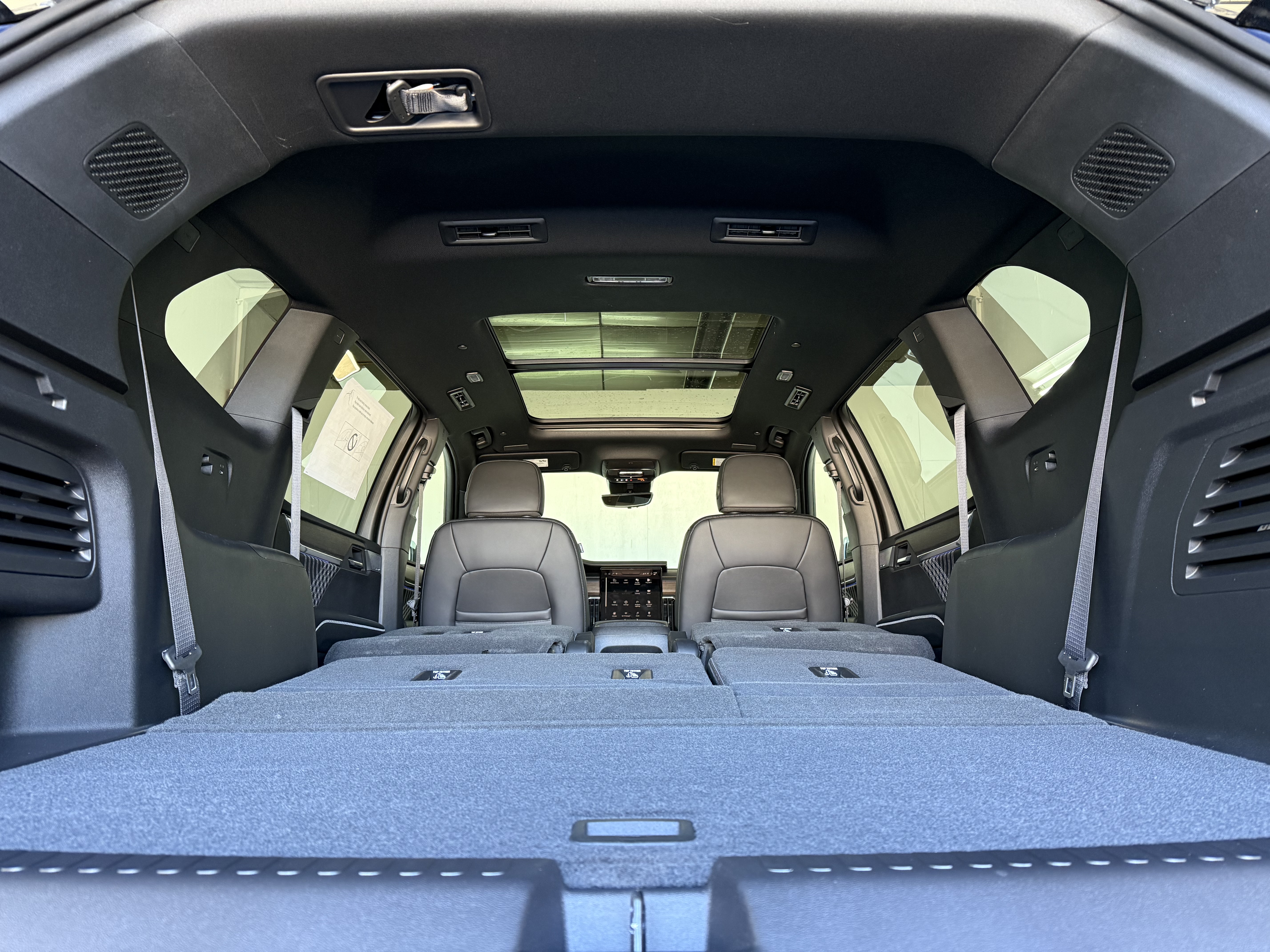 2025 GMC Acadia Denali - Photo 52