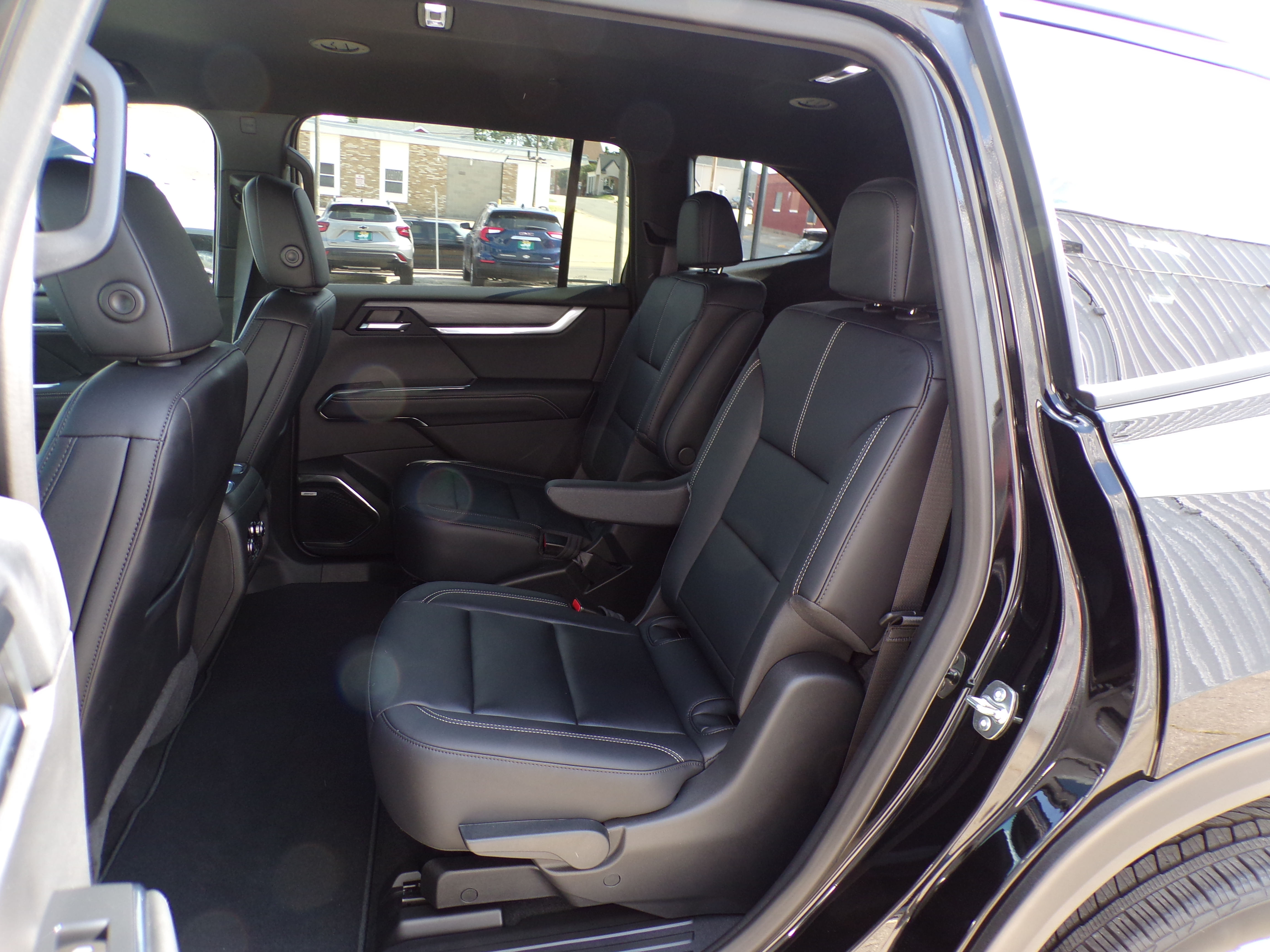 2026 GMC Acadia Elevation - Photo 12