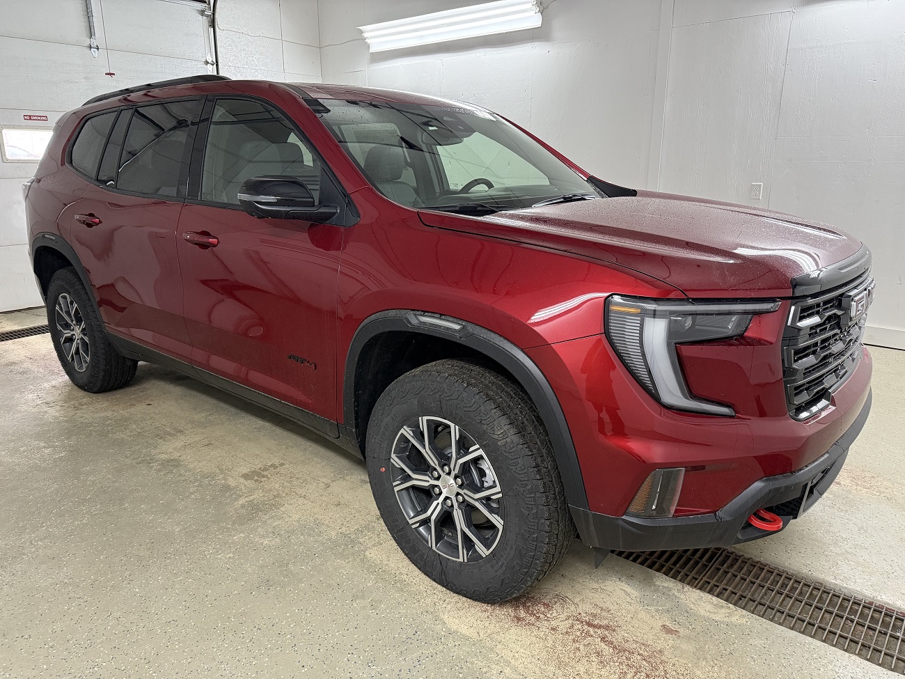 2025 GMC Acadia AT4's photo