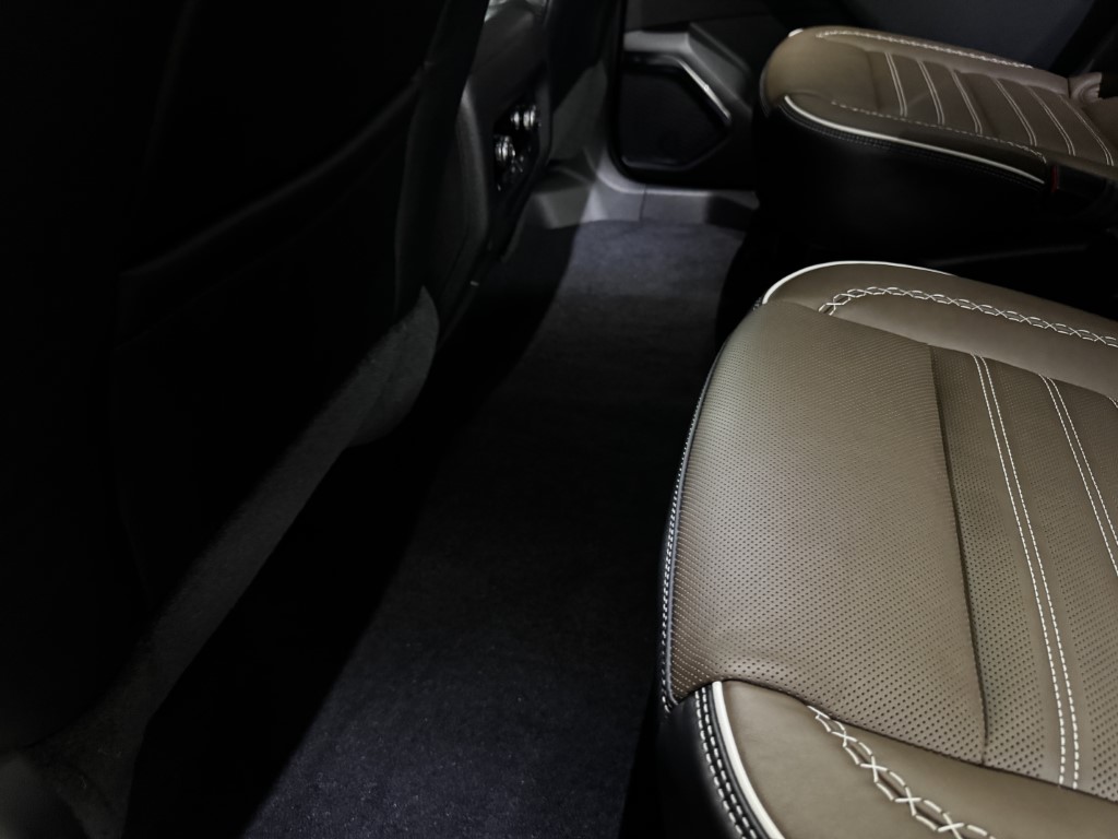 2026 GMC Acadia Denali Ultimate - Photo 54