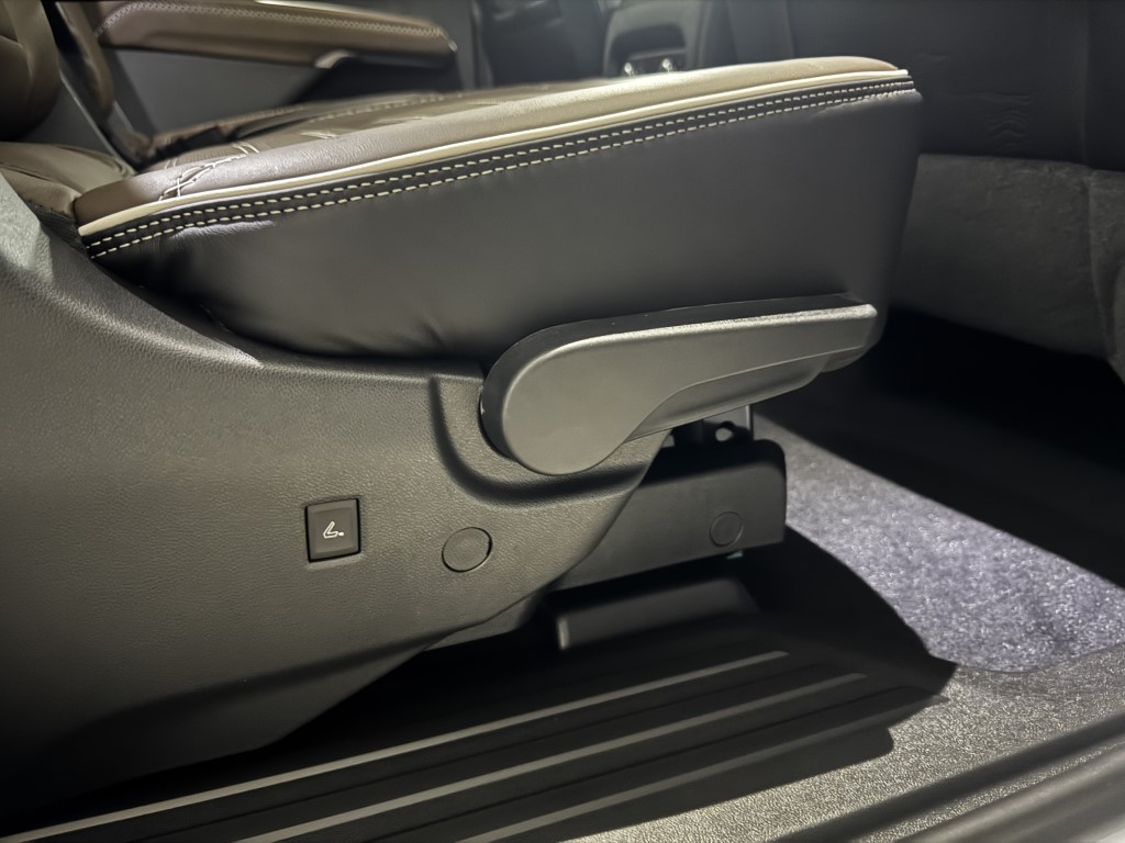 2026 GMC Acadia Denali Ultimate - Photo 67