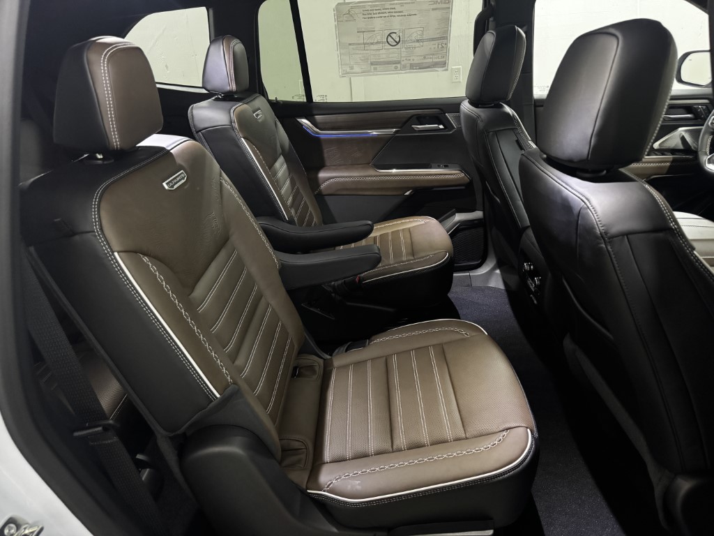 2026 GMC Acadia Denali Ultimate - Photo 66