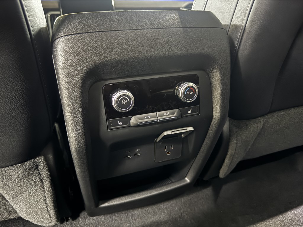 2026 GMC Acadia Denali Ultimate - Photo 55