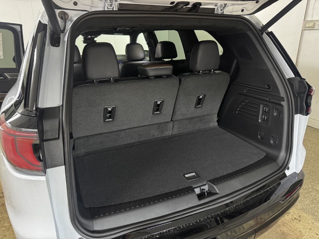 2026 GMC Acadia Denali Ultimate - Photo 58