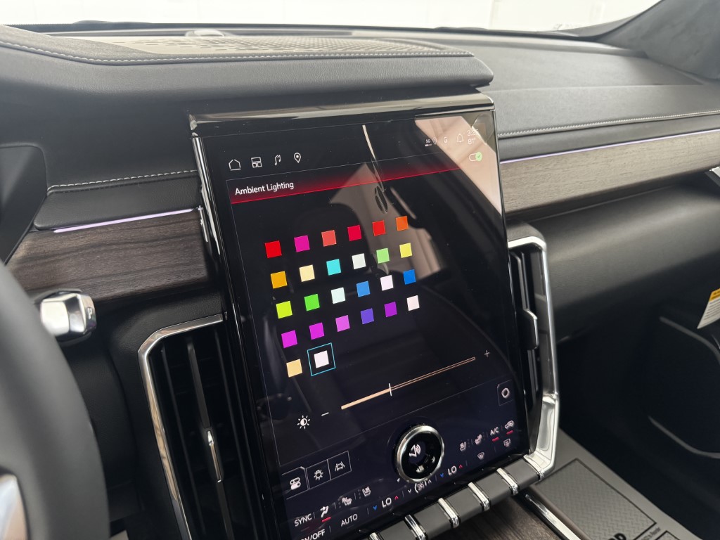 2026 GMC Acadia Denali Ultimate - Photo 31