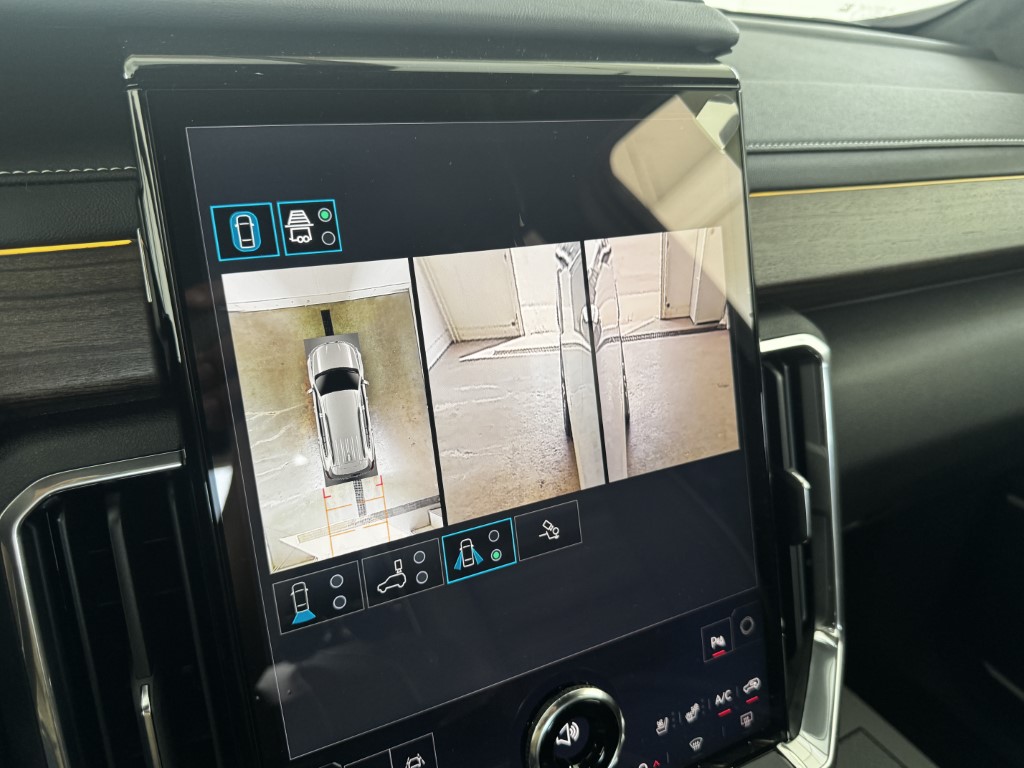 2026 GMC Acadia Denali Ultimate - Photo 50