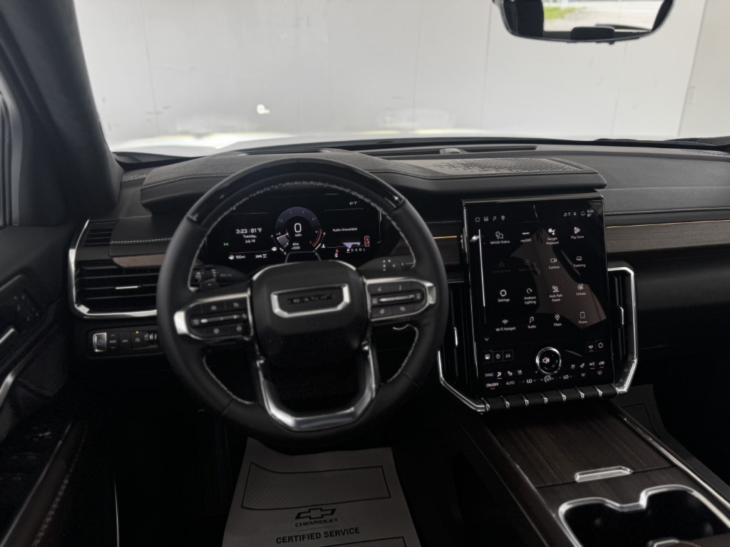 2026 GMC Acadia Denali Ultimate - Photo 27