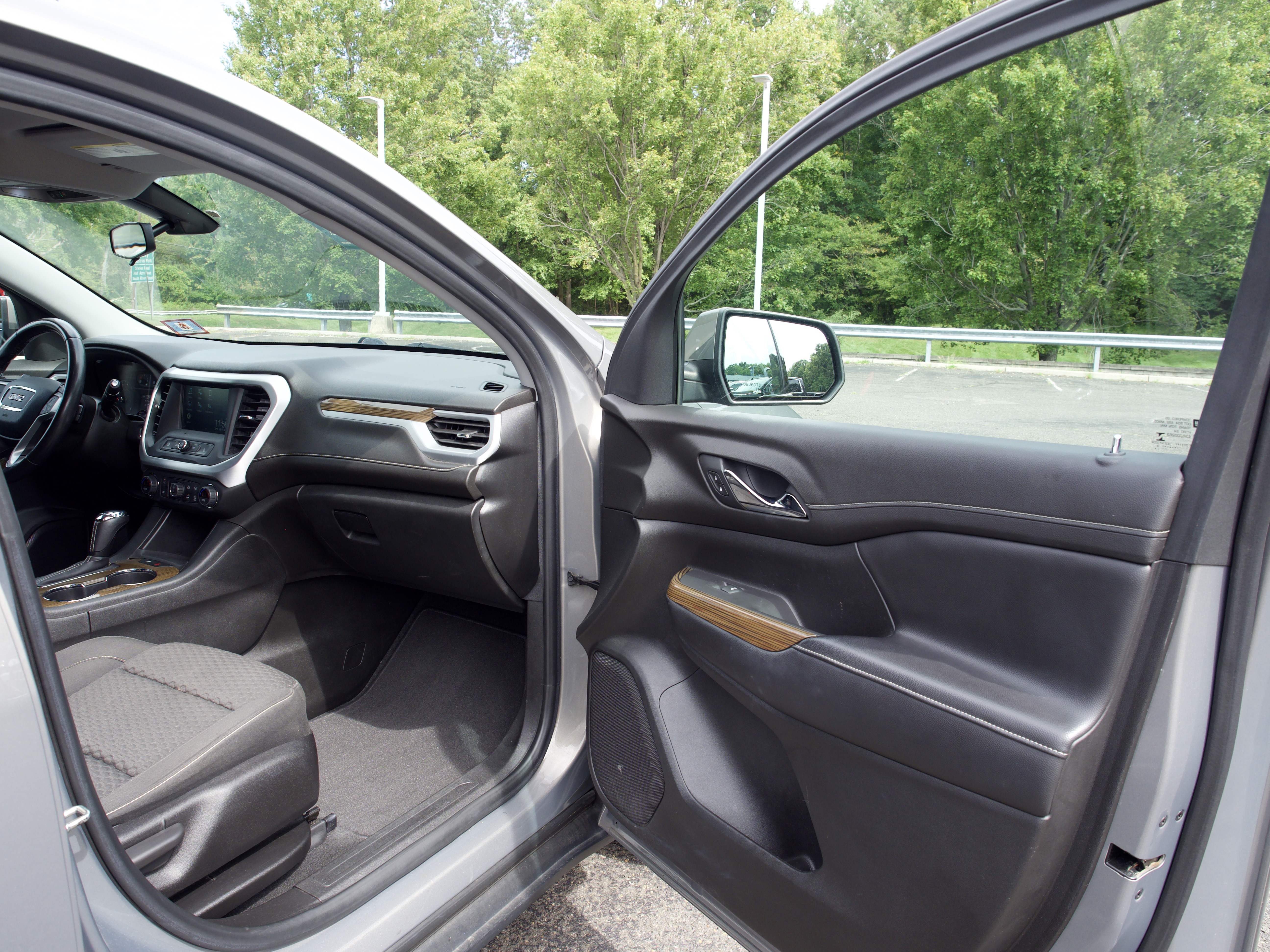 2019 GMC Acadia SLE-1 - Photo 28