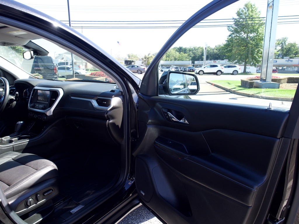 Certified Used 2018 EBONY TWILIGHT METALLIC GMC SLT image 30