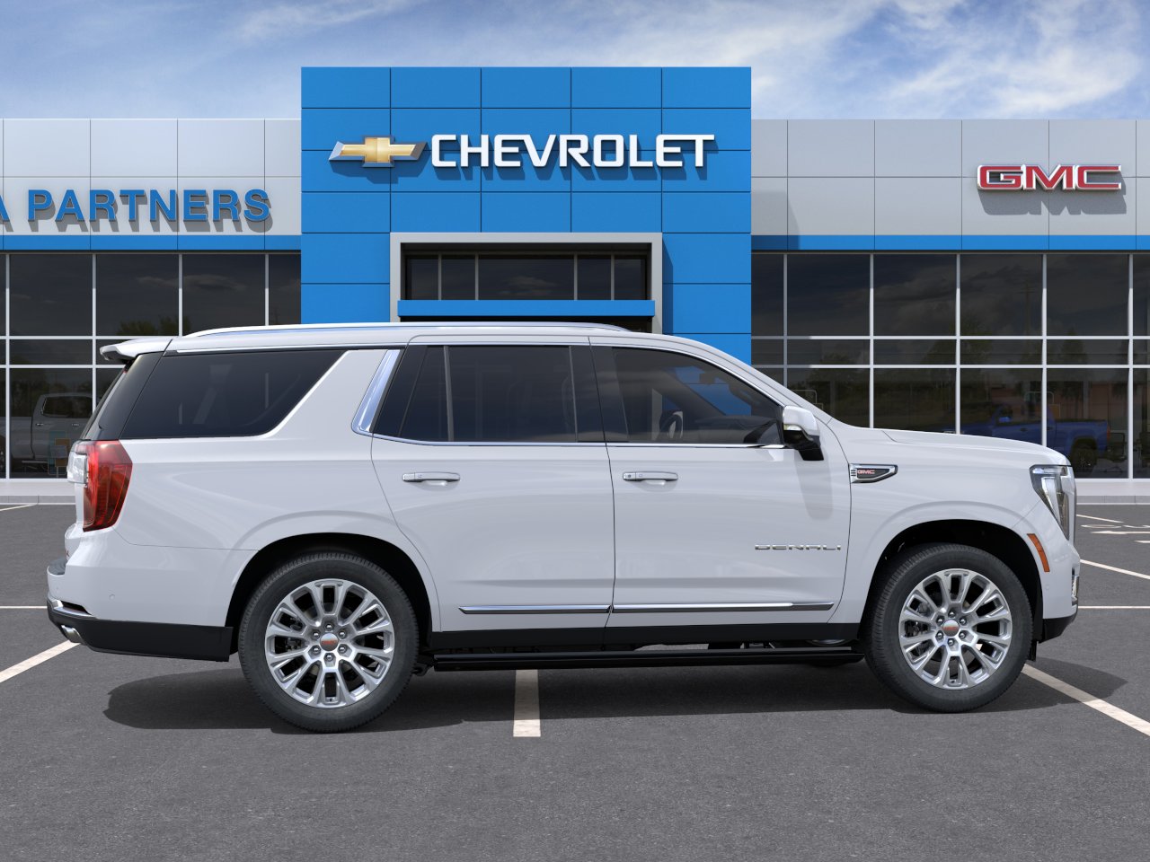 2027 GMC Yukon Denali - Photo 6