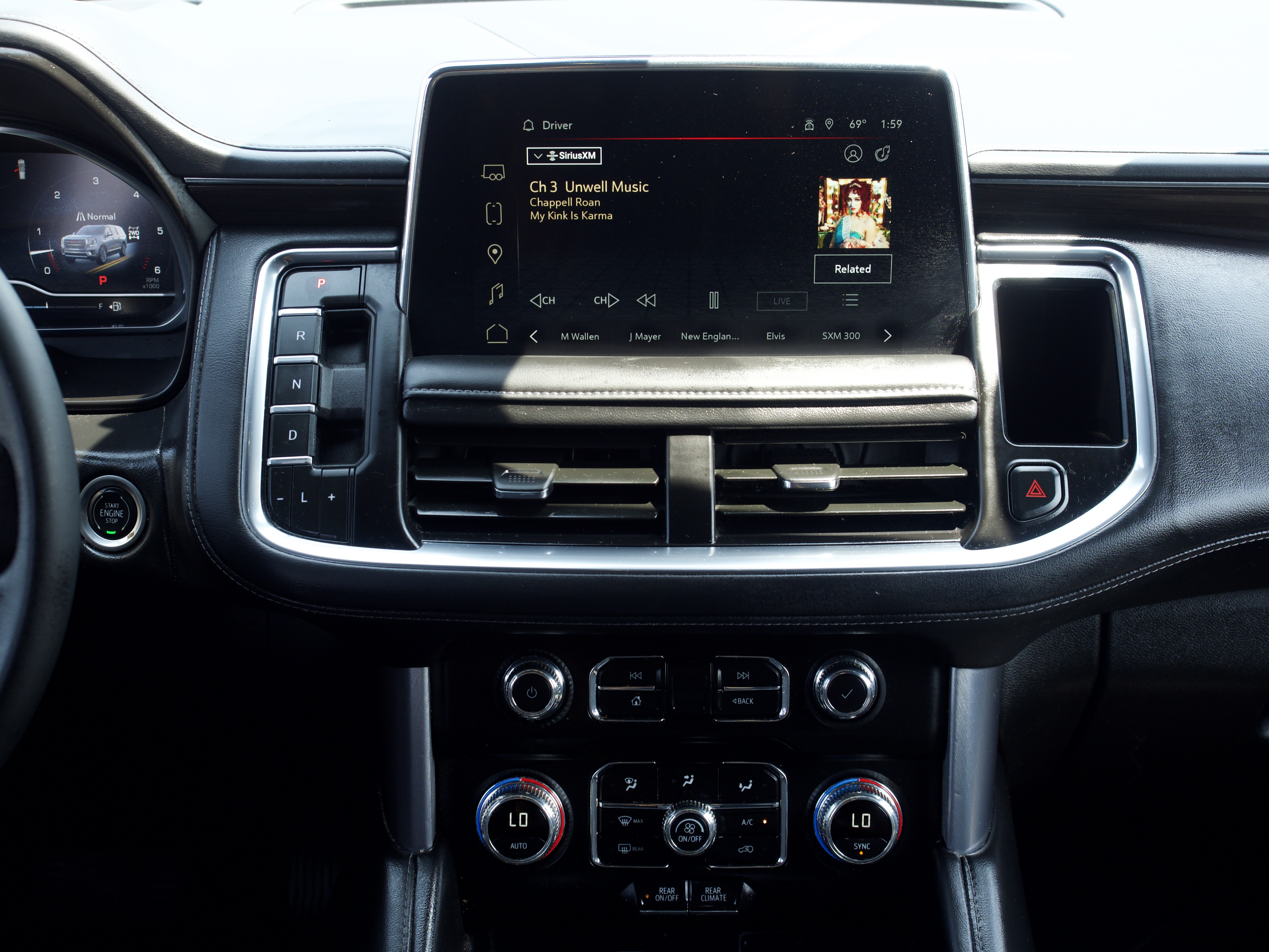 2024 GMC Yukon SLE - Photo 27