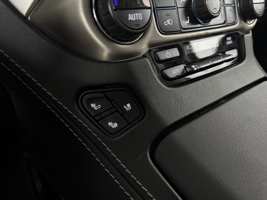 2019 GMC Yukon Denali - Photo 39