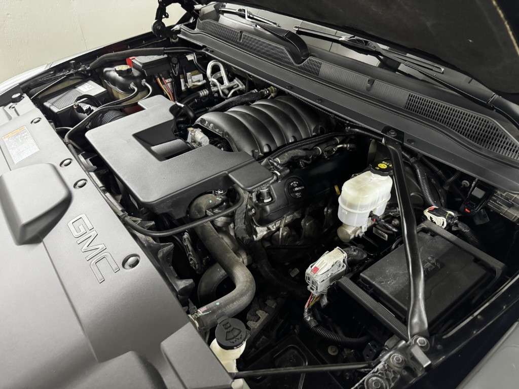 2019 GMC Yukon Denali - Photo 92