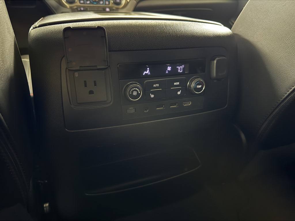 2019 GMC Yukon Denali - Photo 35