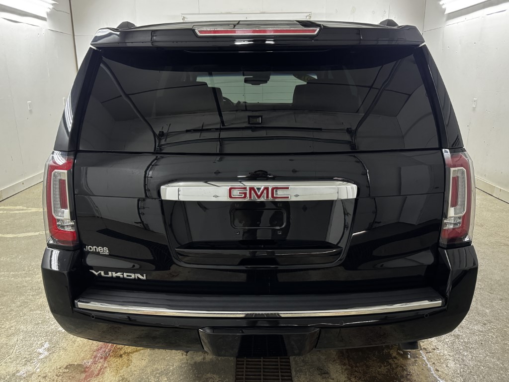 2019 GMC Yukon Denali - Photo 10