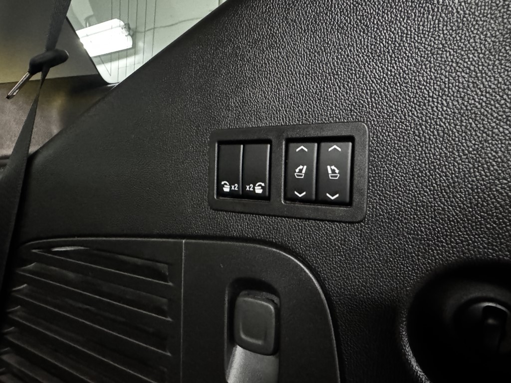 2019 GMC Yukon Denali - Photo 70