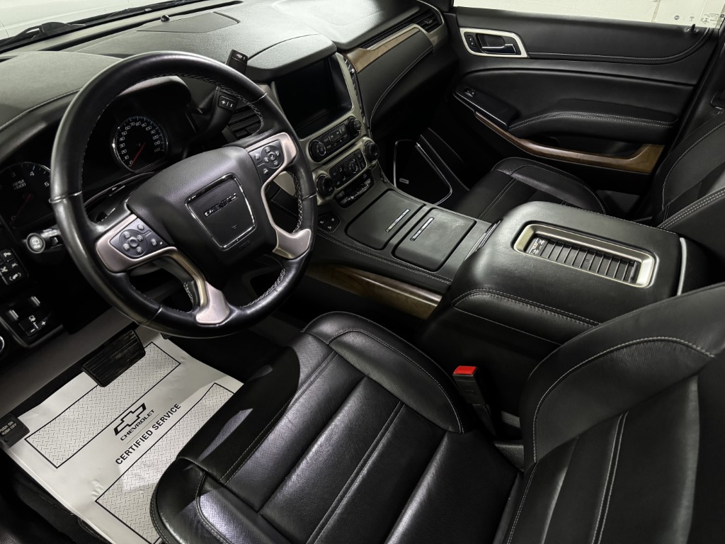 2019 GMC Yukon Denali - Photo 25