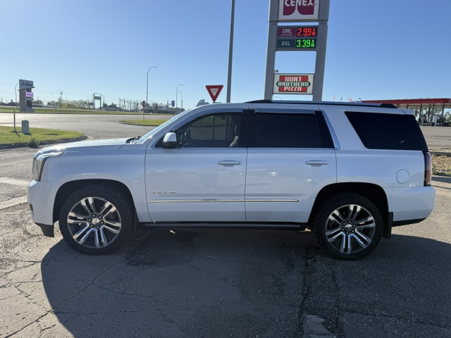 2018 Gmc Yukon Denali photo 3