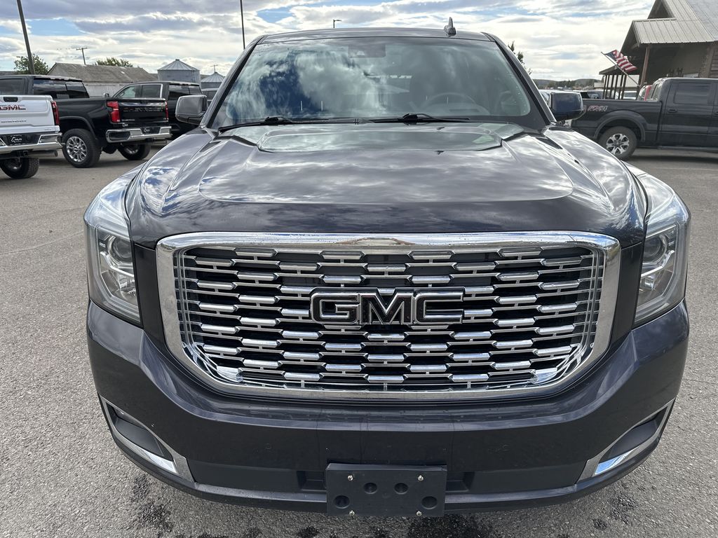 2018 Gmc Yukon Denali photo 2