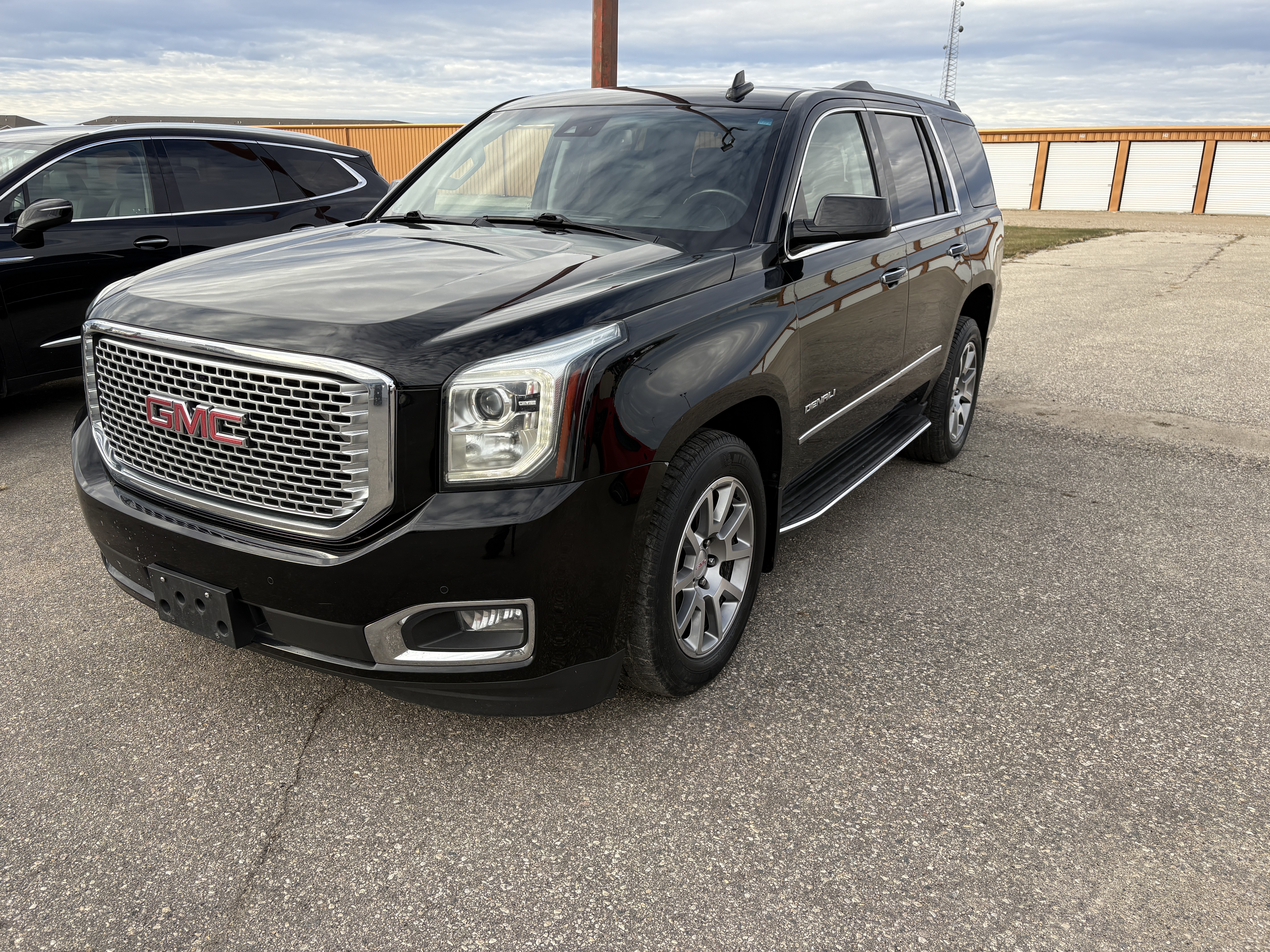 Used 2015 GMC Yukon Denali with VIN 1GKS2CKJ9FR606898 for sale in Thief River Falls, Minnesota