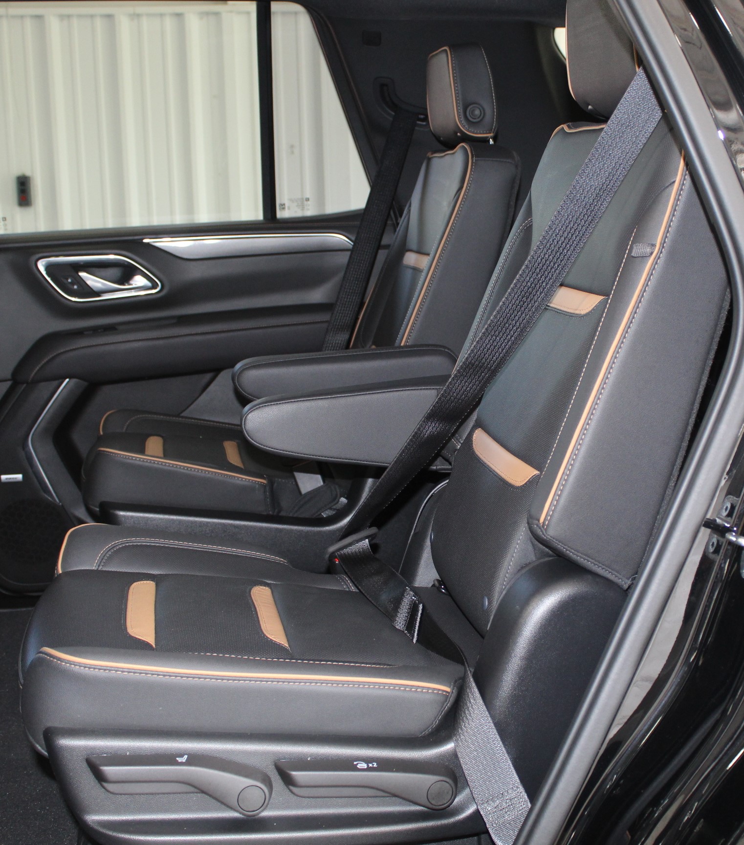 2023 Gmc Yukon Denali AT4 photo 8