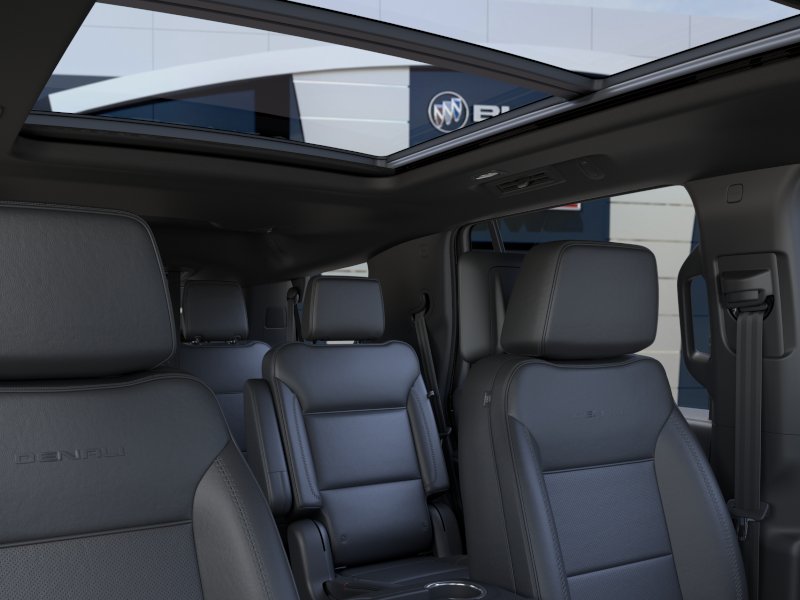 2026 GMC Yukon Denali - Photo 24