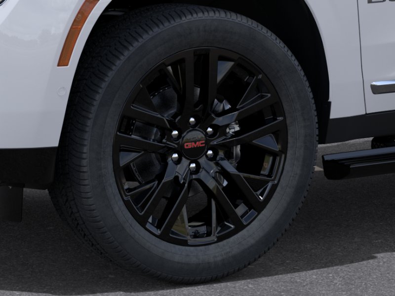 2026 GMC Yukon Denali - Photo 9