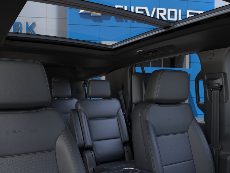 2026 GMC Yukon Denali - Photo 24